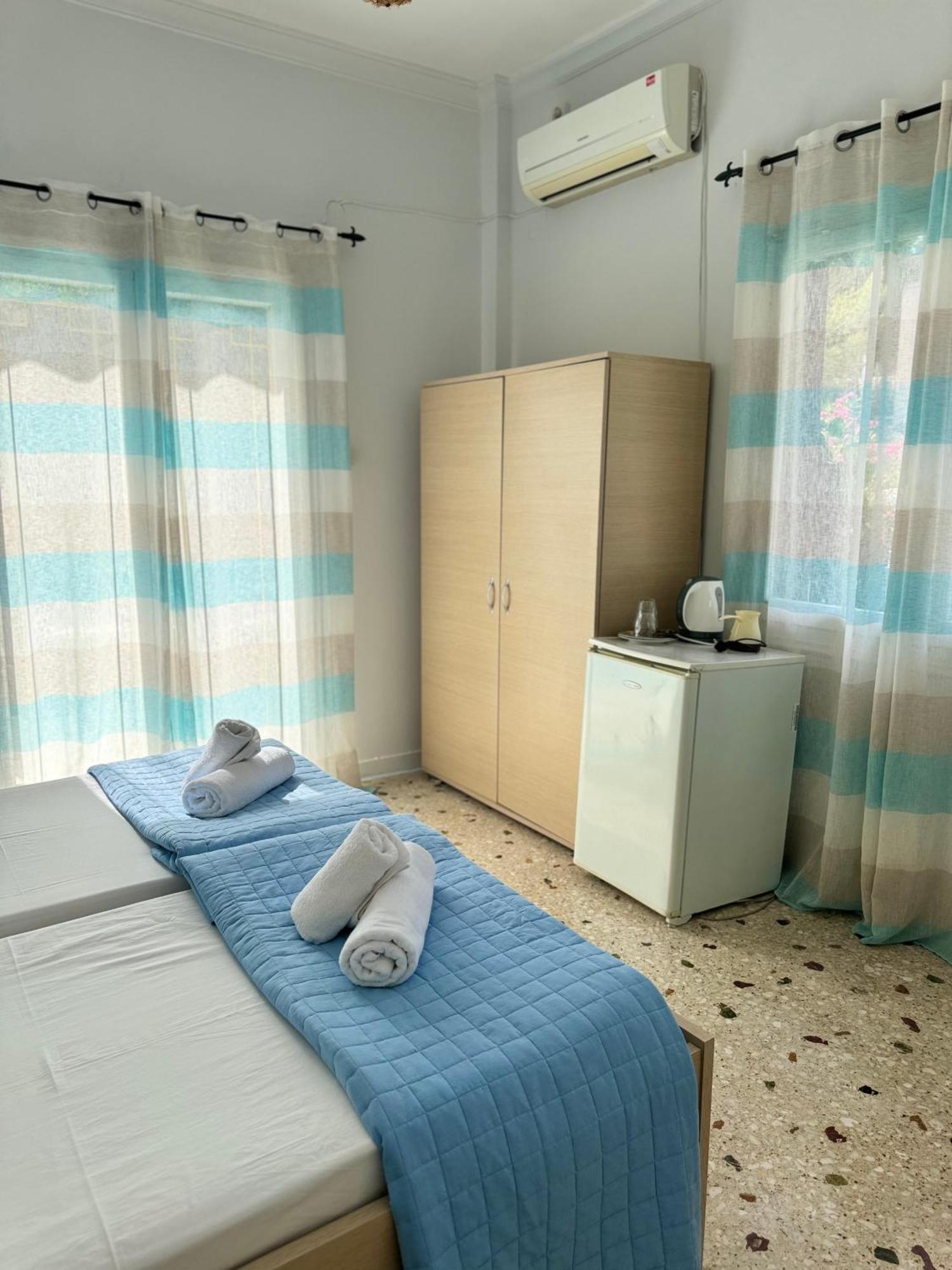 Santa Marina Rooms Agia Marina  Exterior foto