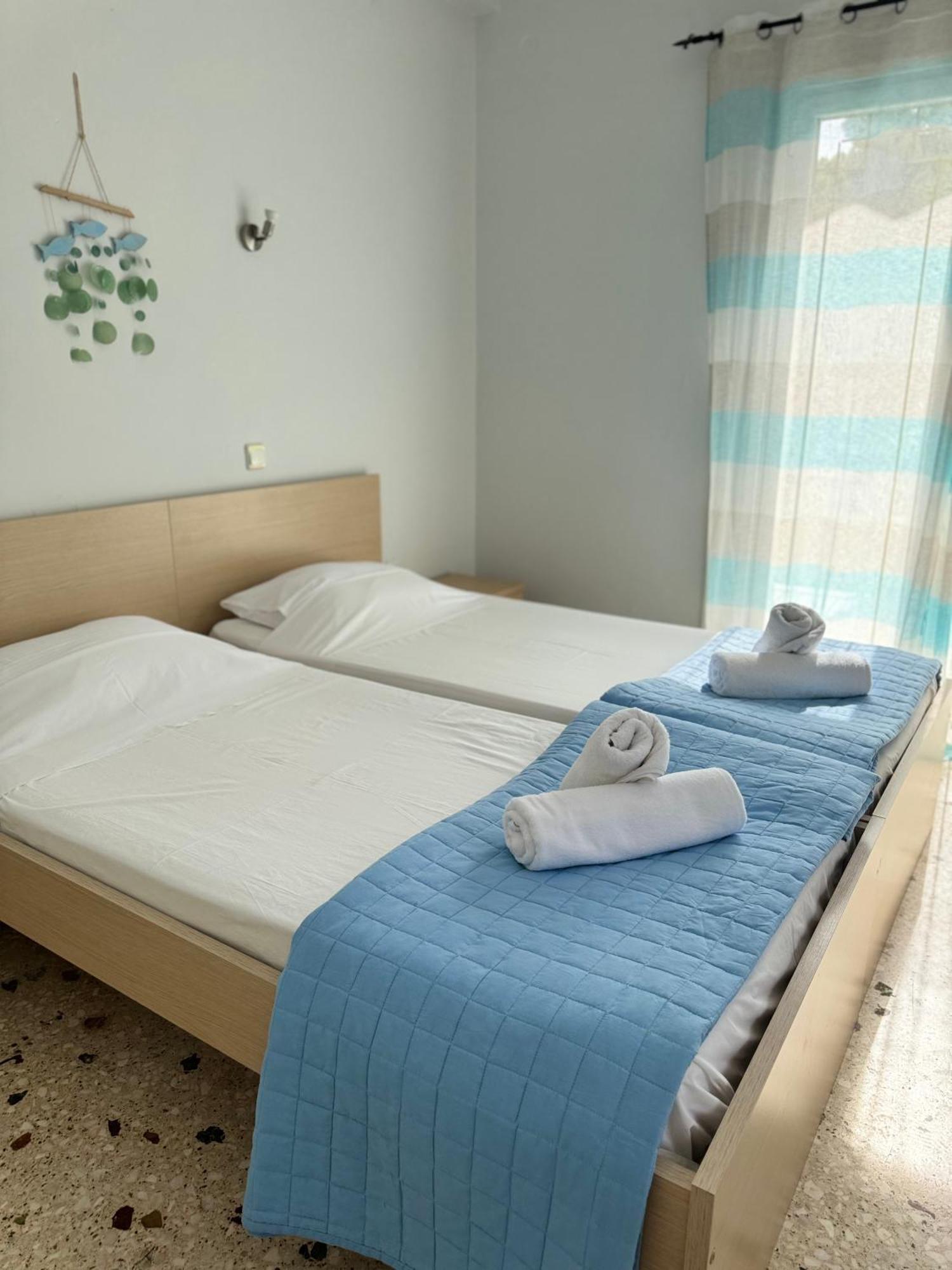Santa Marina Rooms Agia Marina  Exterior foto